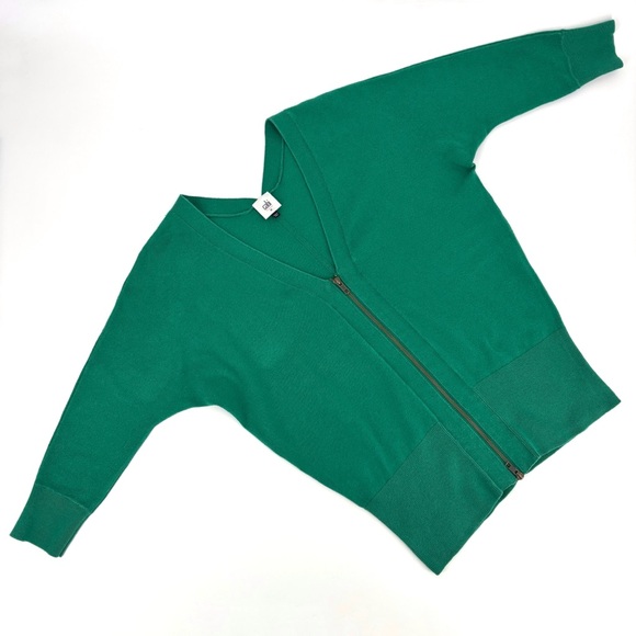 Cabi Banner Sweater # 5142 Emerald Green Zipper Front Double V-Neck, Medium - Picture 13 of 16